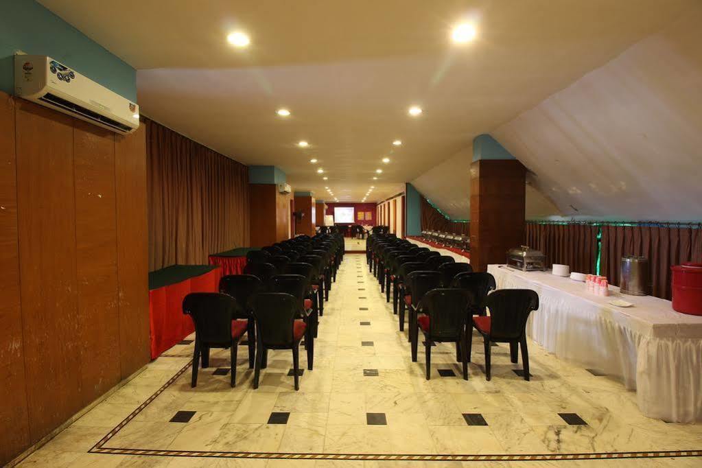 Clarks Inn- Grand Gorakhpur Eksteriør bilde